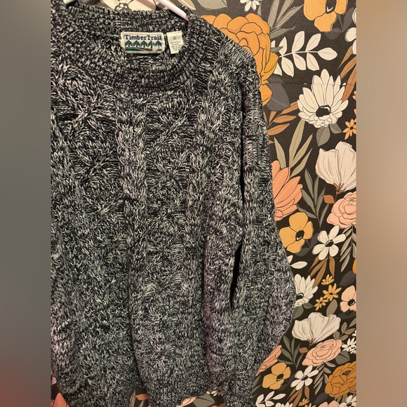 Sweater - Picture 3 of 3